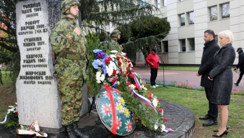 SEĆANJE NA NASTRADALE SMEDEREVCE U NATO AGRESIJI: Obeležena 25. godošnjica od početka bombardovanja SRJ ( FOTO)
