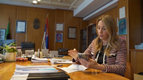 KAKO PLATITI RAČUN ZA STRUJU ZA 60 SEKUNDI: Ministarka Đedović objasnila građanima kako da koriste novu aplikaciju „EPS Uvid u račun“
