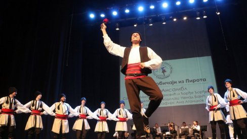 ANIP SMEDEREVO ODRŽAO PROLEĆNI KONCERT: Pesmi i igri pridružili se i gosti iz Požarevca i Poljane (FOTO)