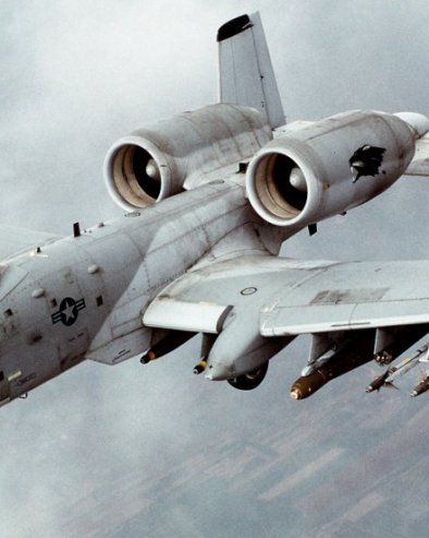 КРЕЋЕ ХАОС, НАТО ЗЕМЉА ДИЖЕ ВОЈНЕ АВИОНЕ: Затварају се аеродроми