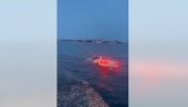 NESVAKIDAŠNJI SNIMAK IZ KOMŠILUKA: Skupoceni automobil parkirao u more, pa se pohvalio na mrežama (VIDEO)