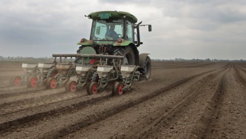 ВЛАДА ДОНЕЛА ОДЛУКУ: Стигла велика промена за пољопривреднике у Србији