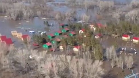 DRAMATIČNI PRIZORI U RUSIJI: Situacija sve gora posle pucanja brane, prognoze nisu najbolje (VIDEO)