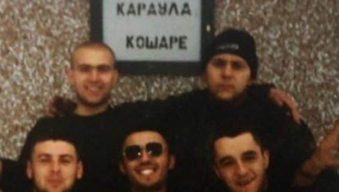 ОСТАО УЗ ДРУГОВЕ  ДО ПОСЛЕДЊЕГ ДАНА И ДАХА: Ивица Михаиловић је 1998. напустио Војну академију и отишао да одужи дуг на Кошарама