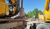 ЈОШ САМО ДВА ШИПА: Велики радови на главном мосту у Параћину (ФОТО)