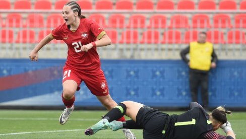 UZ NAĐU DO SVETSKOG PRVENSTVA: Tinejdžerka iz Zrenjanina uspešno predvodila žensku fudbalsku omladinsku reprezentaciju Srbije (FOTO)