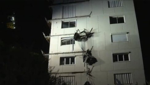 KAO DOMINE: Užas u francuskom gradu Antibu, sedam balkona srušilo se jedan za drugim (VIDEO)