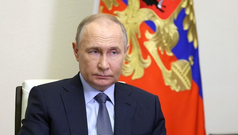 "JA SAM PREDSEDNIKOV VOJNIK": Putin sa liderom Krima -  Sve diverzantske grupe su pohapšene