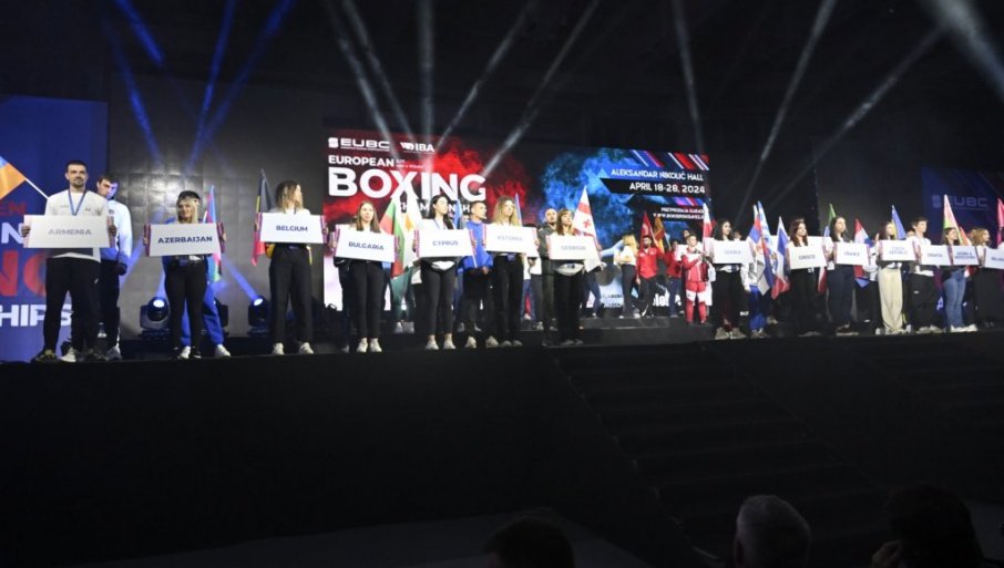 SPEKTAKL Otvoreno Evropsko prvenstvo u boksu, Srbi i Rusi podigli "Pionir" na noge (VIDEO)
