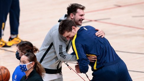 ŠOU JOKIĆA I DONČIĆA: Nikola mu lupio pušku, Luka ga odmah opsovao! (VIDEO)