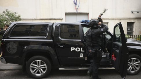 УХАПШЕН НАПАДАЧ: Мушкарац који је претио експлозивом у иранском конзулату у Паризу лишен слободе (ФОТО)