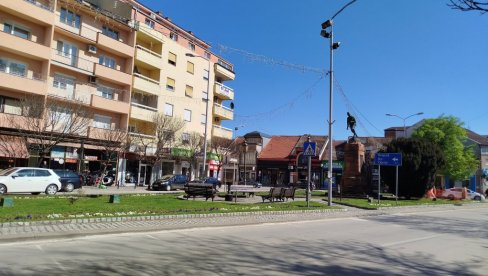 ГЛАВНА УЛИЦА СУТРА ЗАТВОРЕНА ЗА САОБРАЋАЈ: У Параћину 9. марта санација коловоза