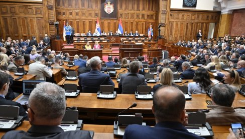 ДАН ЗА ГЛАСАЊЕ У СКУПШТИНИ СРБИЈЕ: Посланици данас о изменама и допунама Закона о локалним изборима