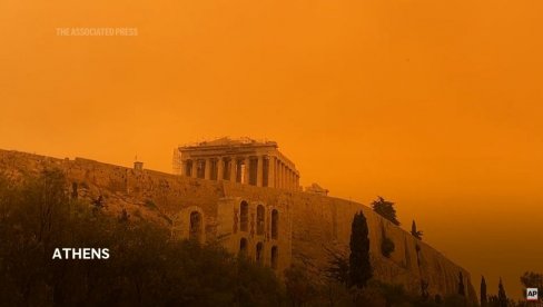 NEVEROVATAN PRIZOR ŠOKIRAO GRAĐANE ATINE: Pogledajte kako izgleda kada "afrička kiša" stigne u Grčku (VIDEO)