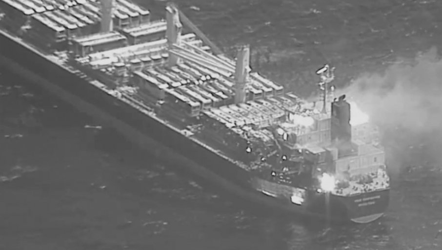 BRITANSKA FIRMA UPUTILA APEL BRODOVIMA: Tanker napadnut u Crvenom moru primio pomoć