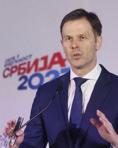 REGISTRATOR NIKEZIĆ Mali odgovorio: Biće još puno posla za njega jer je Srbija nezaustavljivo krenula napred