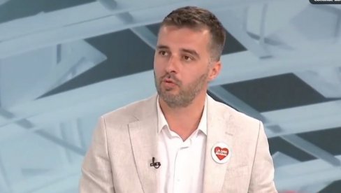 ДОК СЕ БЛОКАДЕРИ БОРЕ ОКО ПРЕВЛАСТИ, МАНОЈЛОВИЋ СЕ ПОСЕБНО ИСТАКАО: Ово се код њих не прашта, пљуште бруталне увреде