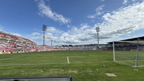 VELIKO POJAČANJE ZA RADNIČKI: Bivši fudbaler Crvene zvezde i Vojvodine stigao u Niš