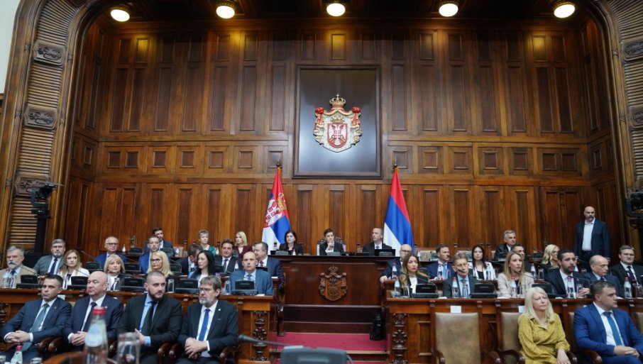BURNA POLEMIKA U SKUPŠTINI: U parlametnu završeno glasanje za novu Vladu Srbije (VIDEO)