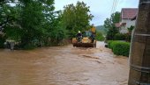 ИЗЛИЛИ СЕ БУЈИЧНИ ПОТОЦИ: Вода поплавила 40 домаћинстава у Сврљигу (ФОТО)