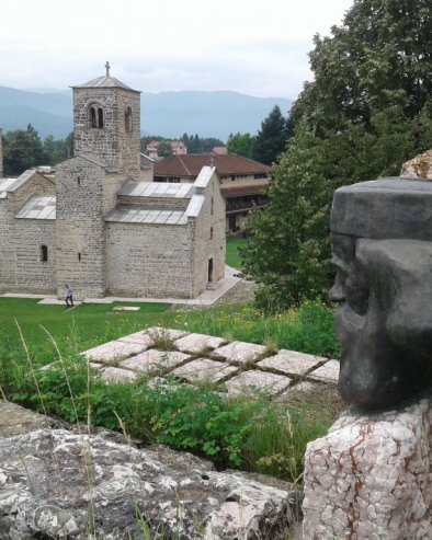 MANASTIR I GRAD ČUVARI SLOBODE: Đurđevi stupovi kod Berana, danas slave 811 godina