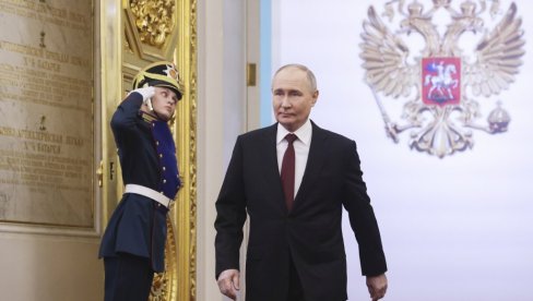 BUDUĆNOST RUSIJE SE REŠAVA NA FRONTU: Putin poručio da svi moraju da rade kao momci na frontu