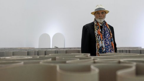 I DANAS SU NAM POTREBNI - NESVRSTANI!: Veliki italijanski umetnik Mikelanđelo Pistoleto na otvaranju svoje izložbe u MSU