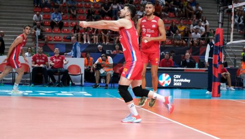 TRIKOLORI PREJAKI ZA ORLOVE: Odbojkaši u prijateljskom meču u Kanu izgubili od Francuske sa 3:1