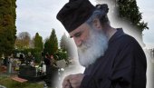 МНОГИ НЕ ЗНАЈУ: Шта треба урадити чим се дође на гробље и која навика Срба преставља велики грех