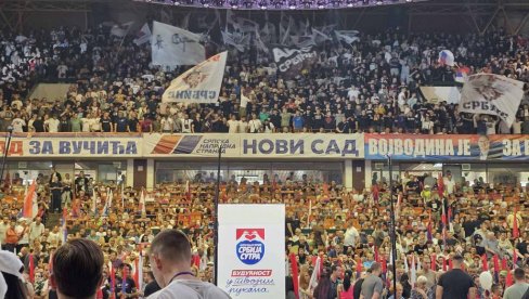 UZAVRELA ATMOSFERA U SPENSU:  Ori se Srbija - Pobeda na predizbornom mitingu liste “Aleksandar Vučić – Novi Sad sutra”  (FOTO/VIDEO)