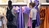 SAD ZNAM DA ĆU ZABLISTATI NA MATURSKOM BALU: Fondacija humanosti Novosti obezbedila svečanu garderobu za štićenice iz Zvečanske