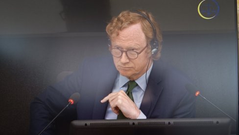 UPOZORIO SAM TAČIJA NA OPTUŽBE O OTMICAMA: Austrijski diplomata Jan Kikert svedočio pred Specijalizovanim sudom u Hagu