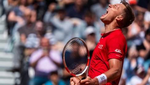 KAKAV MEČ U NAPULJU: Hamad Međedović posle velike borbe u četvrtfinalu