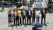 BRNABIĆ I MALI POLOŽILI KAMEN TEMELJAC: Počinje izgradnja obrazovnog kampusa u Beogradu na vodi (VIDEO)
