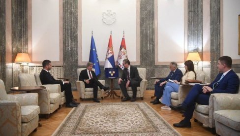 EVROPSKO PRVENSTVO U VODENIM SPORTOVIMA BIĆE U BEOGRADU: Vučić objavio lepu vest - evo kad se održava