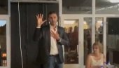 BURA U KRENI-PROMENI: Odbor u Novom Beogradu protiv blokada, hoće da napuste Savu Manojlovića - on ih terao na ritual zakletve (VIDEO)