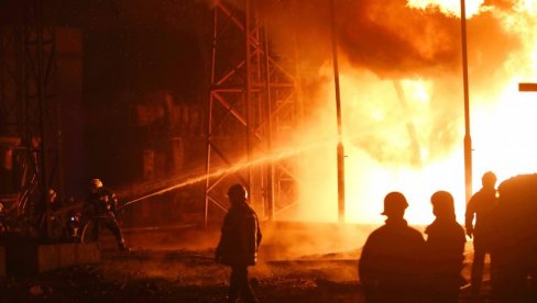 EKSPLOZIJE ODJEKUJU UKRAJINOM: Napad na više gradova, zavijaju sirene za vazdušnu uzbunu