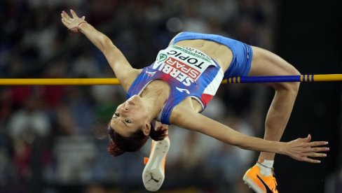 СРАМОТА МЕ ЈЕ ТВОЈЕ ГЛУПОСТИ! Драгутин Топић оштар на писање о реакцији његове ћерке Ангелине