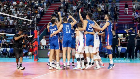 ПУБЛИКА НЕ МОЖЕ У САЛУ: Одбојкаши Србије играју са Канадом пред пут на Светско првенство