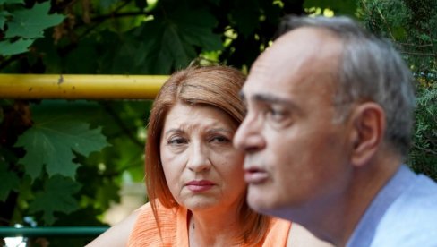 АЦА О РАСТАНКУ ОД БИЉЕ: Често мислим о другим женама, али касно је сада за развод