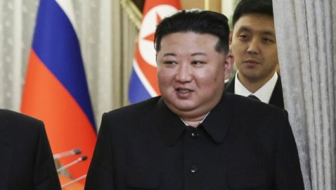 СВЕ СНАЖНИЈИ САВЕЗ ПУТИНА И КИМА: У Русију пристижу све веће количине оружја из Северне Кореје