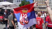 SKANDAL PRED MEČ LETONIJA - SRBIJA! Zabranjeni srpski dresovi, šalovi, zastave!