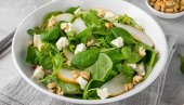 ЛАГАН И ЗДРАВ ОБРОК ОД СПАНАЋА, РУКОЛЕ И ВИЉАМОВКЕ: Салата је увек одличан избор у ове вреле дане