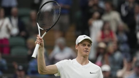 SINER NIJE DOZVOLIO IZNENAĐENJE: Italijan izgubio set, ali prošao u drugo kolo Vimbldona