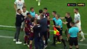 TUČA NA TURNIRU NA KOME IGRA I ZVEZDA: Fudbaleri se jurili po terenu, napadnut i sudija (VIDEO)