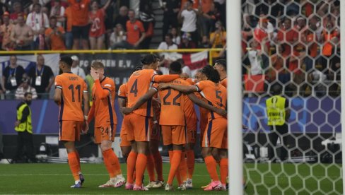 ЗА ЉУБИТЕЉЕ БРЗЕ ИСПЛАТЕ: Голеаде у првом полувремену