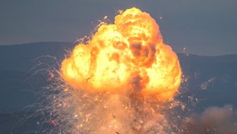 ИМА МРТВИХ У СТРАВИЧНОЈ ЕКСПЛОЗИЈИ: Камион са течним гасом ударио у заштитну ограду, па уследио хорор