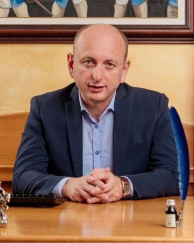 CRNA GORA U ZALIHAMA IMA VIŠE DROGE NEGO NAFTNIH DERIVATA: Knežević u svom stilu odgovorio Spajiću