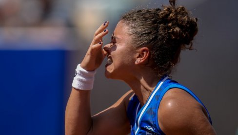 СЕНЗАЦИЈА У СИНСИНАТИЈУ! Друга тенисерка света елиминисана