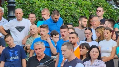 OPREZ! Proteste preuzimaju sumnjiva lica, sporne prošlosti